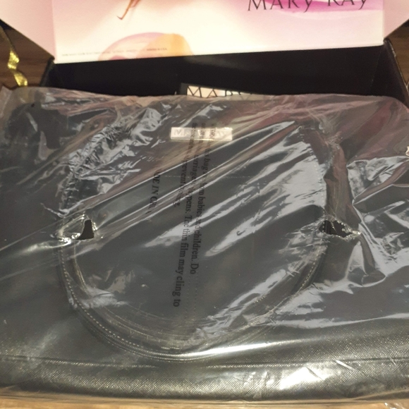 Mary Starter Kit - Picture 5 of 5